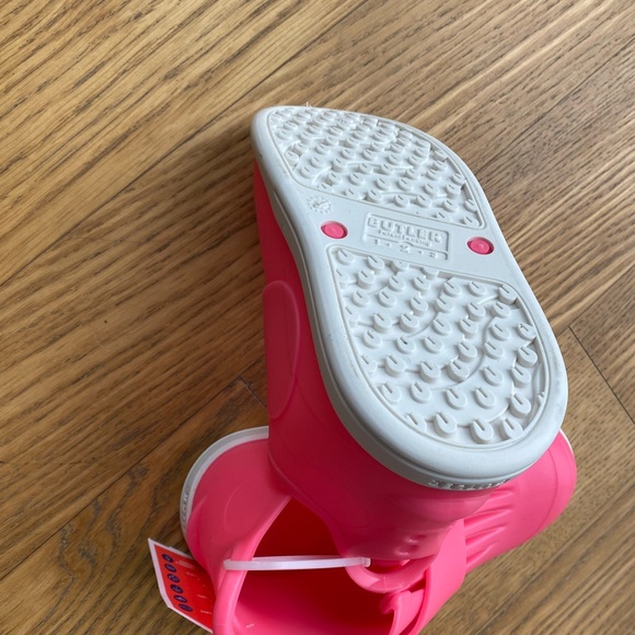 New Butler Girl Pink Rain Boot Over Boot Size 1-2-3 - Picture 6 of 7